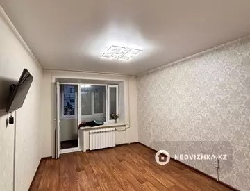 2-комнатная квартира, этаж 4 из 5, 48 м², миниатюра 6