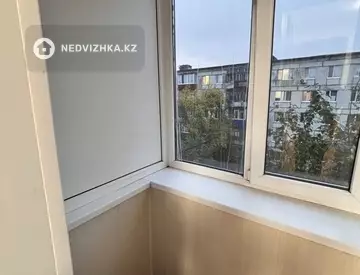 2-комнатная квартира, этаж 4 из 5, 48 м²