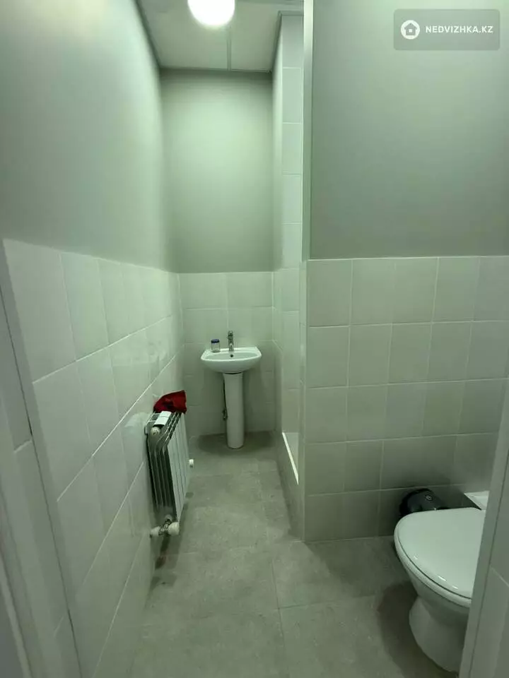кеңселер, кабинеттер, қабат 2 барлық қабат саны 4, 36 м², На длительный срок, 5-фотосурет