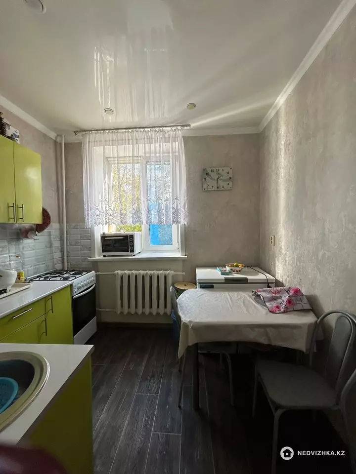 2-комнатная квартира, этаж 2 из 2, 42 м², фотография 3