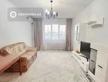 2-комнатная квартира, этаж 4 из 9, 74 м², миниатюра 1