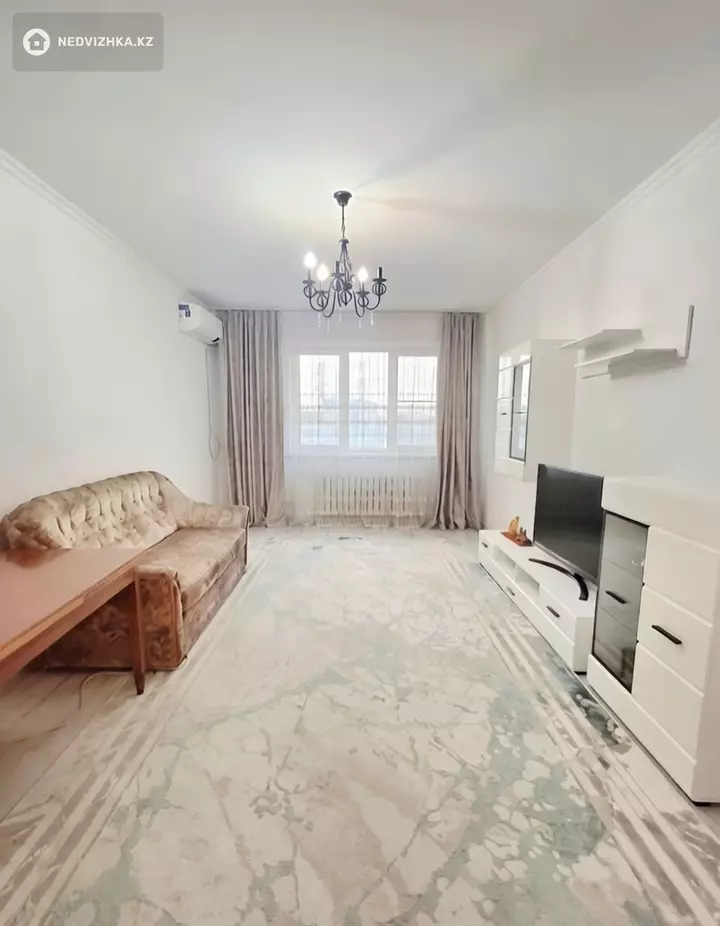 2-комнатная квартира, этаж 4 из 9, 74 м²