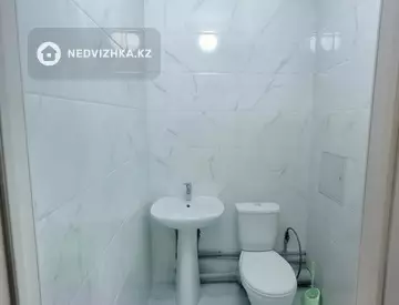2-комнатная квартира, этаж 4 из 9, 74 м², миниатюра 8