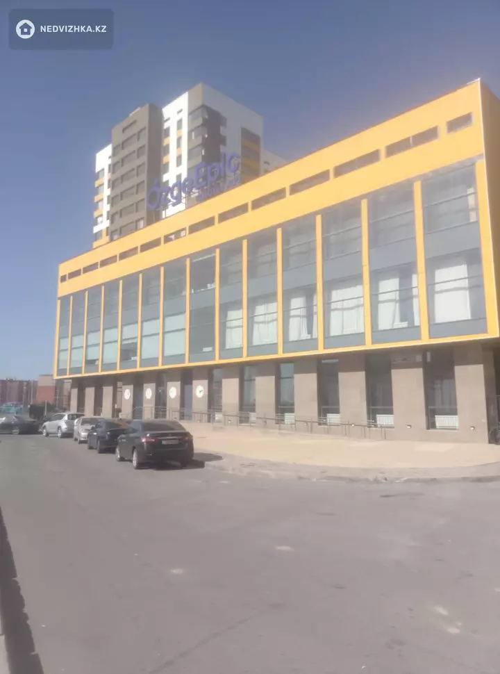 1-комнатная квартира, этаж 7 из 15, 43 м², фотография 2