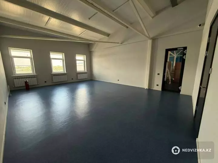 кеңселер, қоймалар т.б., қабат 4 барлық қабат саны 4, 85 м², На длительный срок, 3-фотосурет