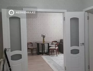 1-комнатная квартира, этаж 4 из 5, 90 м²