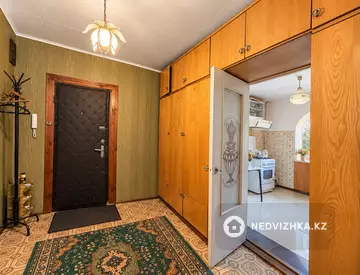3-комнатная квартира, этаж 3 из 5, 71 м², миниатюра 5