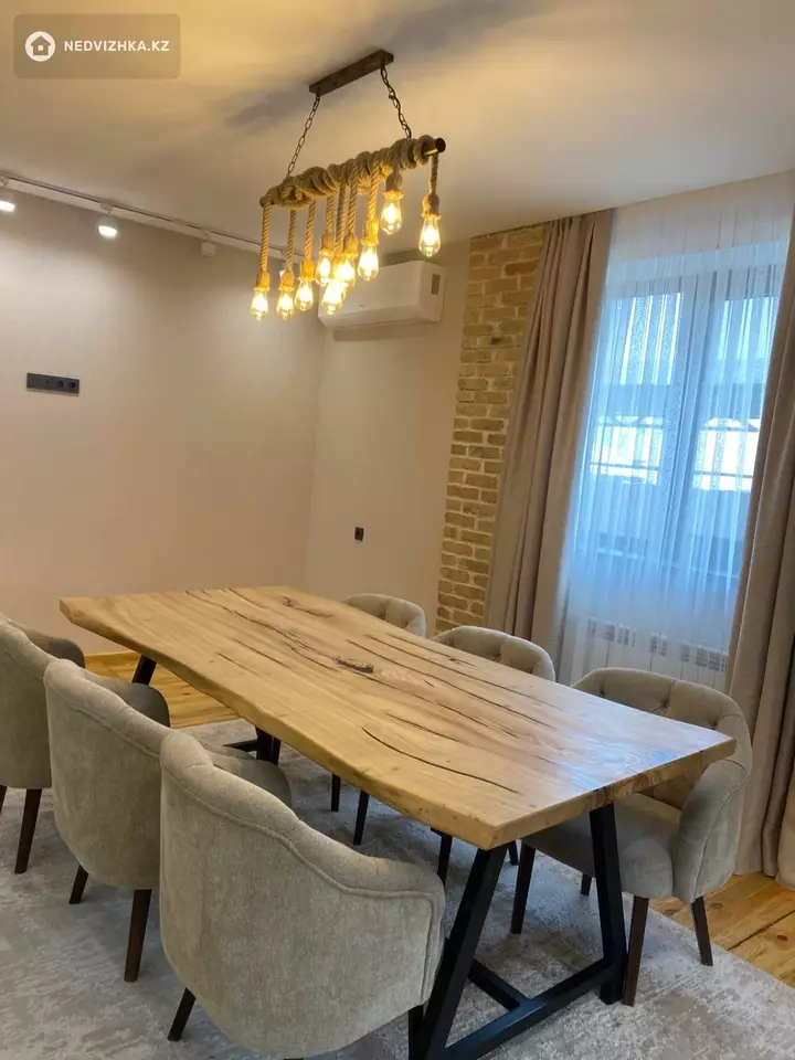 6-комнатный дом, 12 соток, 350 м², фотография 4