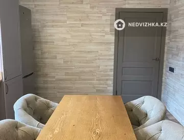 6-бөлмелі үй, 12 соттық, 350 м², 10-нобай