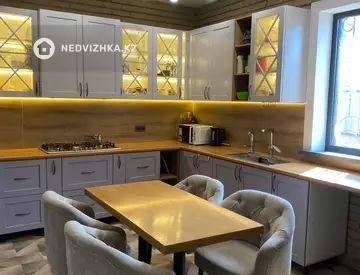 6-комнатный дом, 12 соток, 350 м²