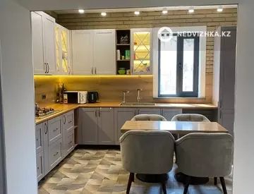 6-бөлмелі үй, 12 соттық, 350 м², 9-нобай