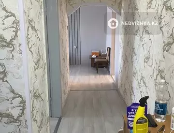 3-комнатная квартира, этаж 4 из 5, 67 м²