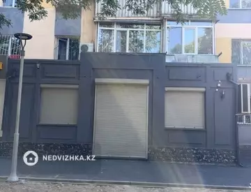 Орынжай, 100 м², На длительный срок, 4-нобай