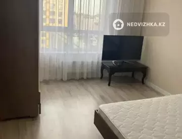 2-комнатная квартира, этаж 11 из 22, 71 м², миниатюра 5