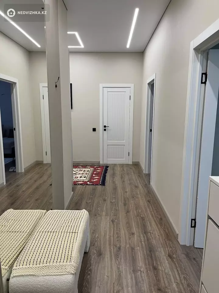 2-комнатная квартира, этаж 6 из 10, 89 м², На длительный срок, фотография 3