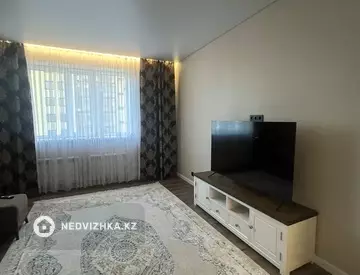 2-комнатная квартира, этаж 6 из 10, 89 м², На длительный срок, миниатюра 6