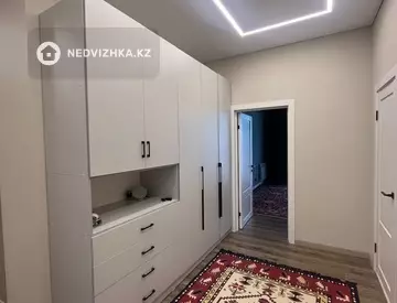 2-комнатная квартира, этаж 6 из 10, 89 м², На длительный срок, миниатюра 8