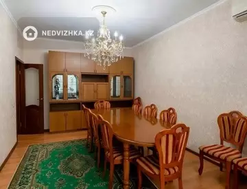 4-комнатная квартира, этаж 4 из 5, 90 м², миниатюра 5
