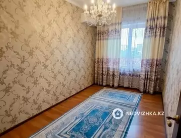 4-комнатная квартира, этаж 4 из 5, 90 м², миниатюра 7