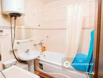 4-комнатная квартира, этаж 4 из 5, 90 м², миниатюра 6