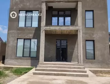 5-комнатный дом, 10 соток, 250 м²