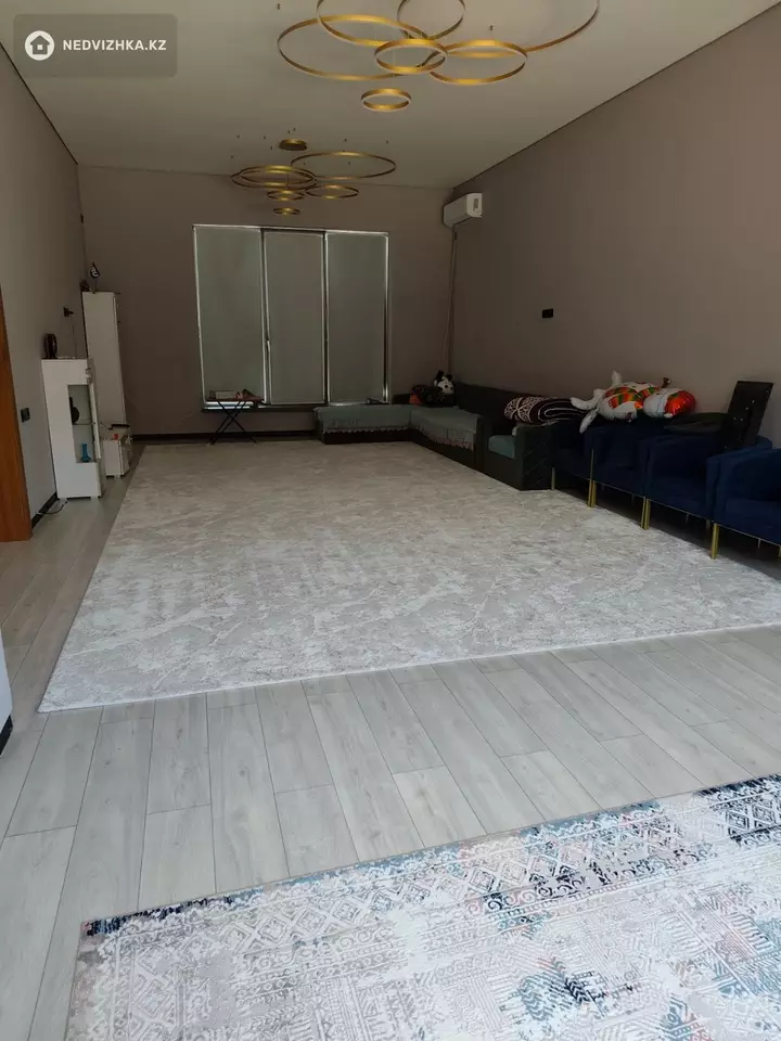 5-комнатный дом, 10 соток, 250 м², фотография 5