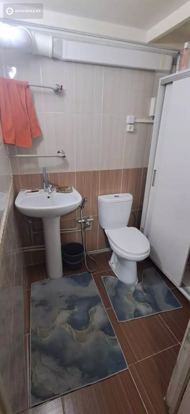 4-комнатная квартира, этаж 2 из 12, 105 м², На длительный срок, фотография 4