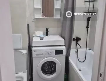 1-комнатная квартира, этаж 2 из 9, 39 м², На длительный срок, миниатюра 7