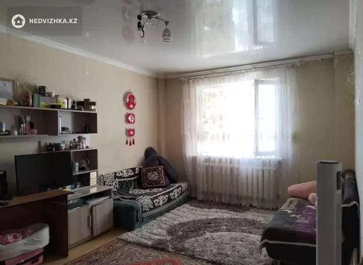 2-комнатная квартира, этаж 16 из 16, 60 м², фотография 2