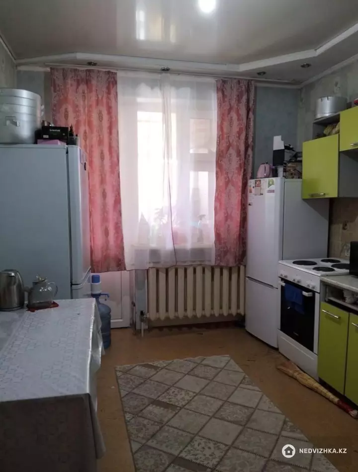 2-комнатная квартира, этаж 16 из 16, 60 м², фотография 3