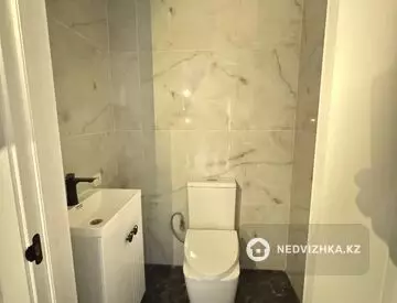 3-комнатная квартира, этаж 9 из 9, 86 м², миниатюра 9