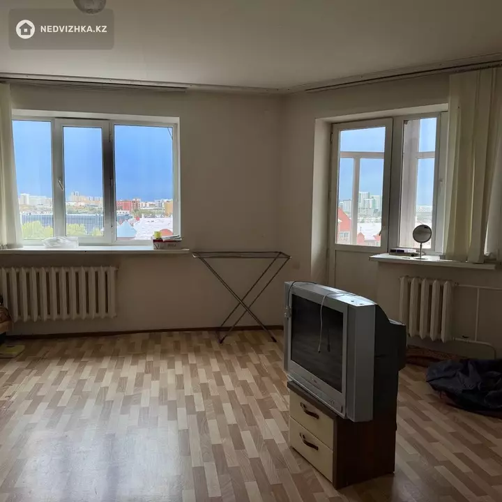 3-комнатная квартира, этаж 9 из 9, 108 м²