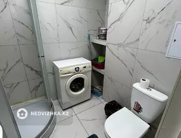 1-бөлмелі пәтер, қабат 4 барлық қабат саны 10, 42 м², Посуточно, 9-нобай