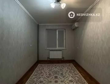 4-комнатная квартира, этаж 1 из 5, 72 м², миниатюра 1