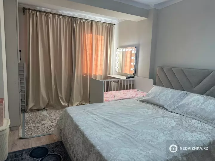 3-комнатная квартира, этаж 2 из 5, 78 м², фотография 2