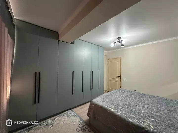 3-комнатная квартира, этаж 2 из 5, 78 м², фотография 5