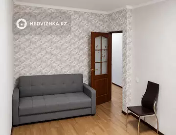 2-комнатная квартира, этаж 2 из 2, 41 м², миниатюра 3