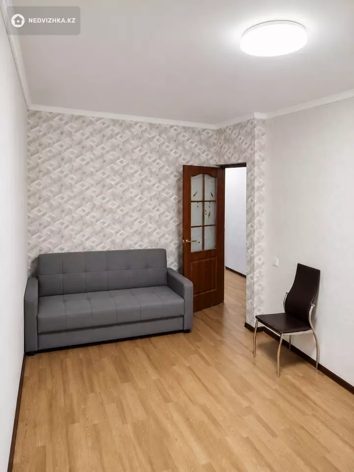 2-комнатная квартира, этаж 2 из 2, 41 м², фотография 3