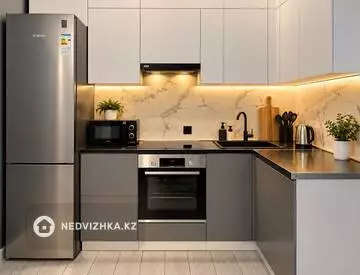 2-комнатная квартира, этаж 16 из 17, 41 м², Посуточно