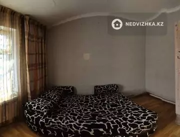 2-комнатная квартира, этаж 1 из 1, 50 м², На длительный срок
