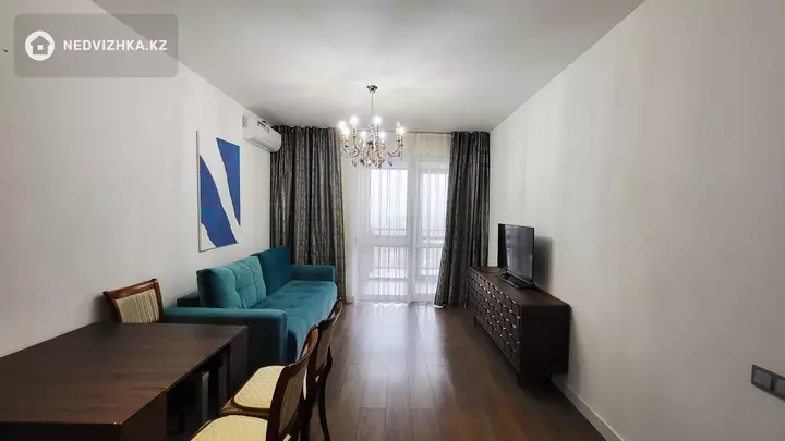 3-комнатная квартира, этаж 5 из 18, 85 м², На длительный срок, фотография 2