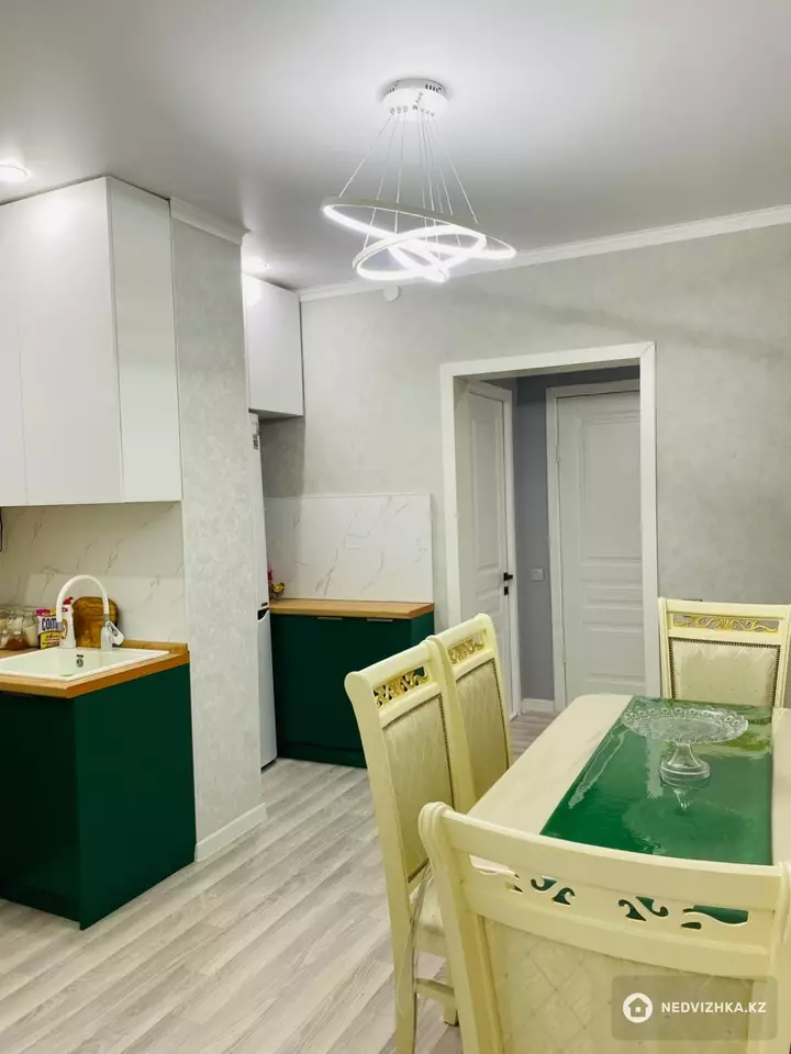 2-комнатная квартира, этаж 8 из 9, 55 м², 4-фотосурет