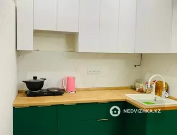 2-комнатная квартира, этаж 8 из 9, 55 м², миниатюра 7