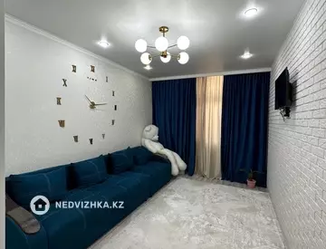 2-комнатная квартира, этаж 8 из 9, 55 м², миниатюра 11