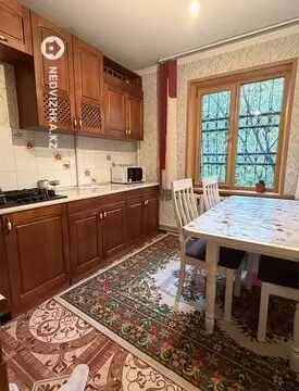 2-комнатная квартира, этаж 2 из 5, 54 м², миниатюра 5