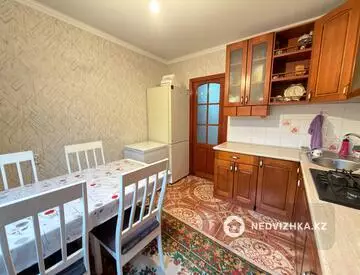 2-комнатная квартира, этаж 2 из 5, 54 м², миниатюра 6