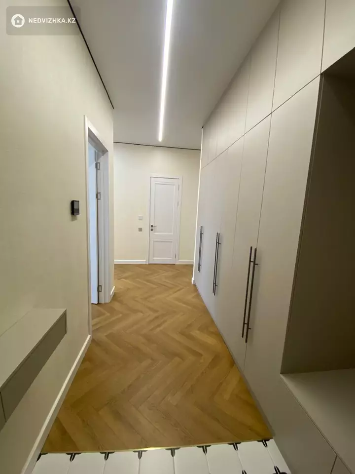 3-комнатная квартира, этаж 7 из 9, 62 м², 3-фотосурет