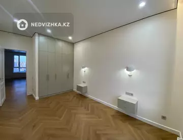3-комнатная квартира, этаж 7 из 9, 62 м², миниатюра 2