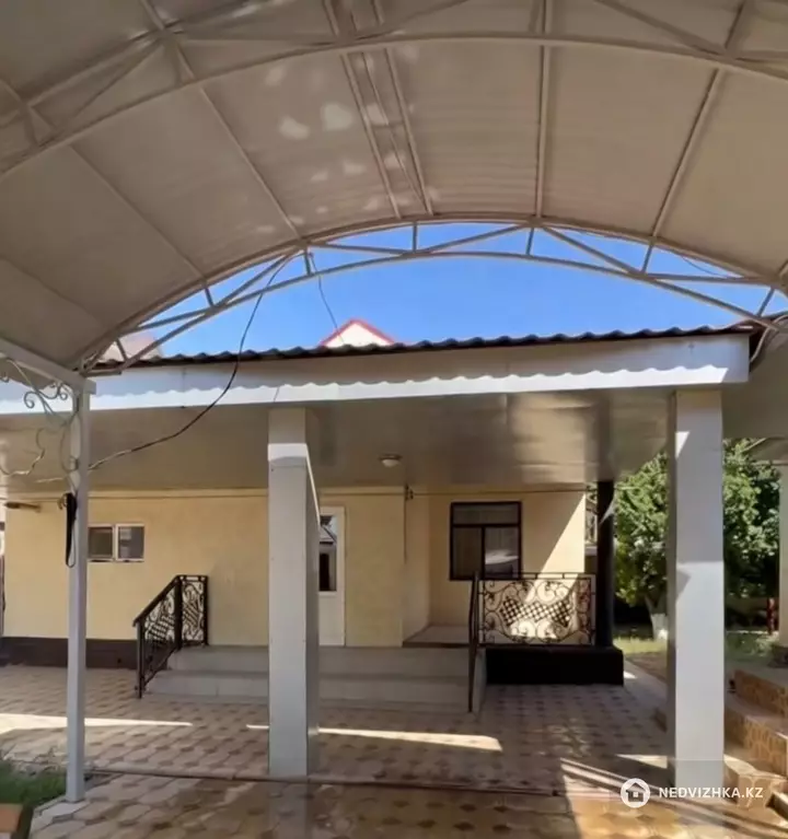 6-комнатный дом, 8 соток, 120 м², фотография 3