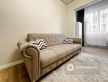 2-комнатная квартира, этаж 3 из 20, 46 м², миниатюра 3